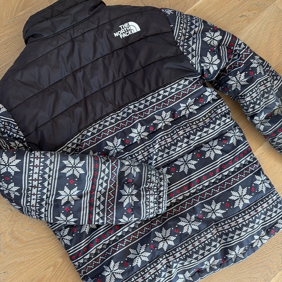 Youth medium North Face reversible jacket - Picture 4 of 6